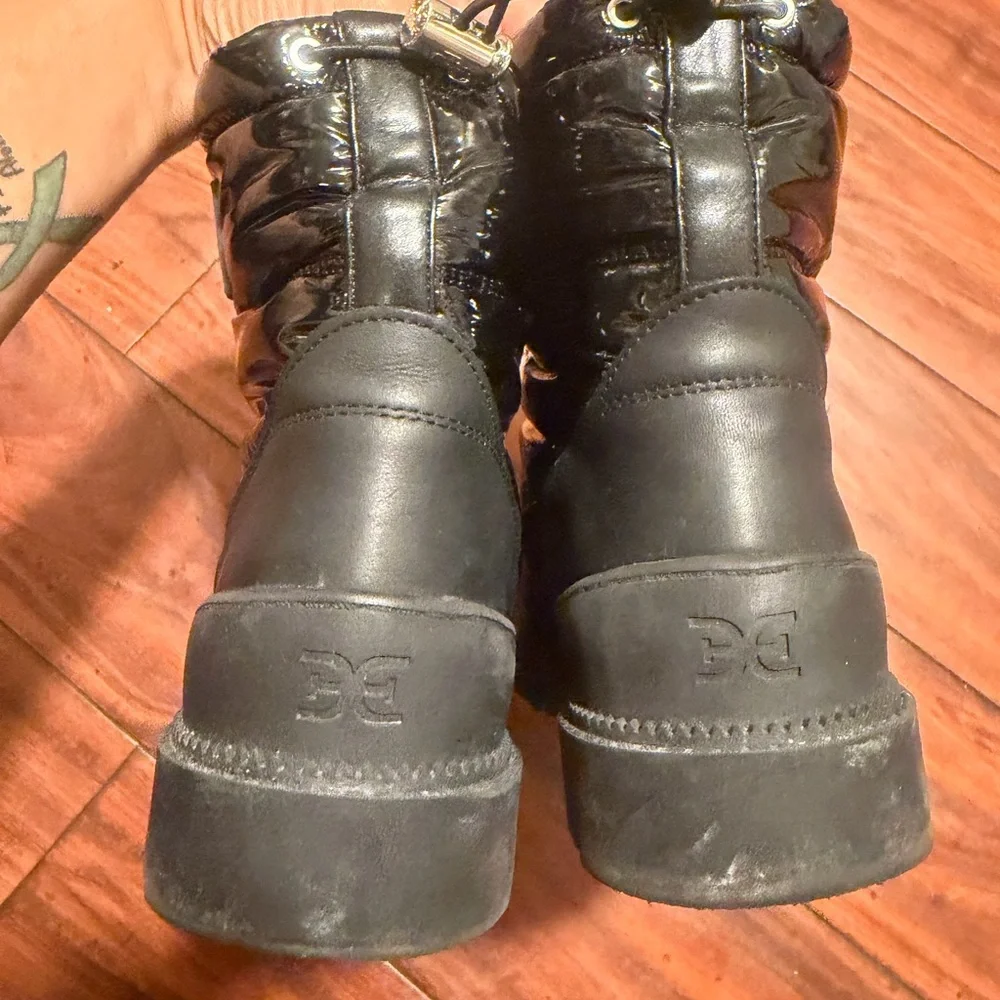 Sam Edelman Black Quilted Puffer Ankle Booties - Picture 14 of 15
